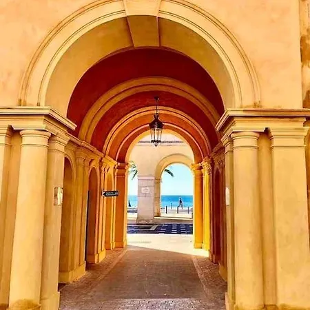 #30 Old Town, Castle Panoramic View / Terrace & Ac *