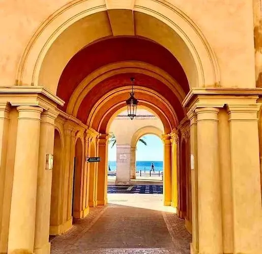 #30 Staywiz Us - Old Town, Castle Panoramic View Terrace & Ac *